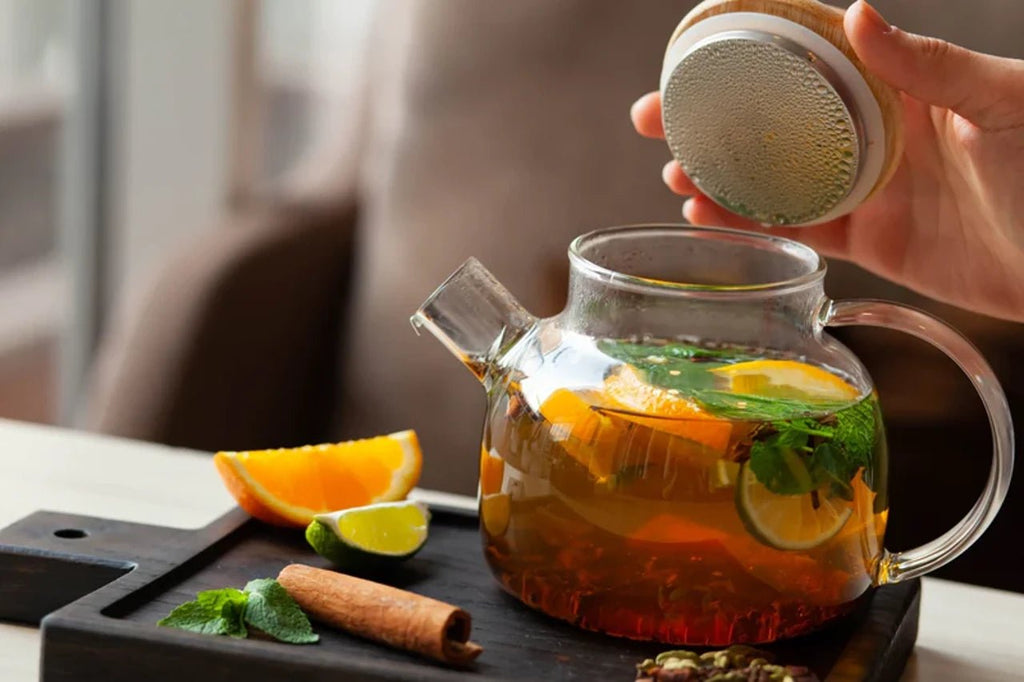 Detox Tea and Hydration: How It Helps You Stay Hydrated - Baraguz